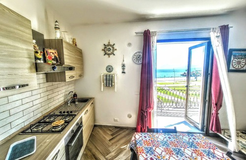 Porticello Apartment | Seafront House Gabbiano Azzurro