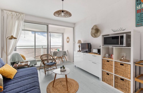 Le Grau-dʼAgde Apartment | Seafront studio in Grau d'Agde, breathtaking view