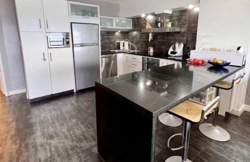Margarita Island Apartment | SeafrontApartment-Sleeps4-Pool-Parking-Garden