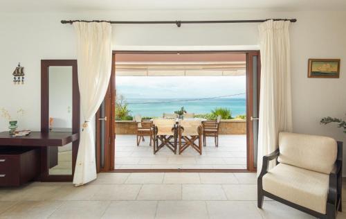 Kassandra House | Seagrove, Beachfront Villa In Possidi #FeelsLikeHome