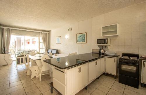 Margate Beach Apartment | Seagull 508