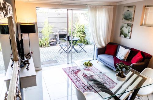 Sandbaai Apartment | Seagull Apartment Hermanus