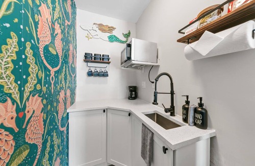 North Beach Apartment | Seahorse Studio - Hannah Park and NAS!