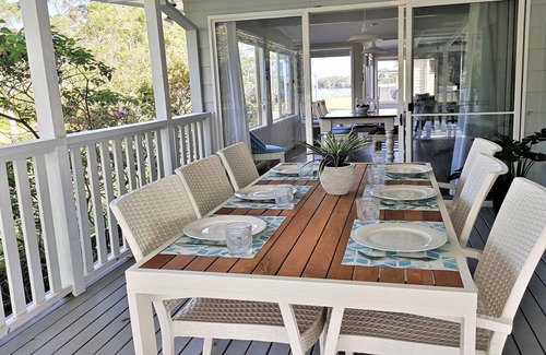 Callala Bay House | Sealark – stunning views of the bay
