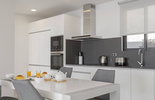 Arco da Calheta House | Searenity Vacations Home I, west of the Island