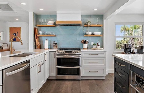 St. Augustine House | Seascape Cottage - Wren Beach Rentals