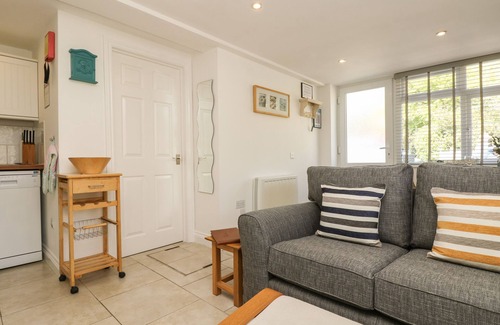 Porthcurno Cottage | SEASCAPE, country holiday cottage, with a garden in Porthcurno