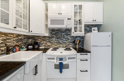 Holiday Beach Apartment | Seascape loft with stunning Gulf Views!