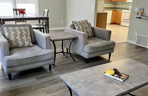 Geneva-on-the-Lake Apartment | Seascape Townhome #69- Sunset Vacation Rentals