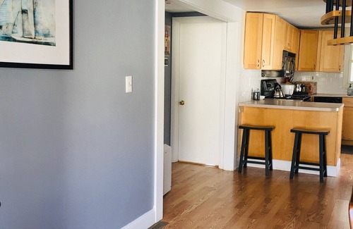 Jamestown House | Seashell Cove-5 Minutes Walk to Water