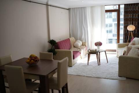 Cinarcik Apartment | Seaside 2BR Retreat Çinarcik