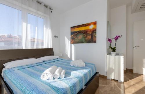 Calambrone Apartment | Seaside Apartment with swimming pool and parking