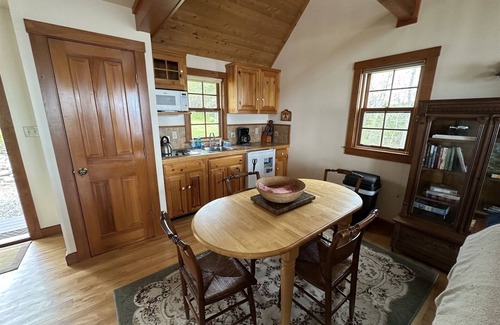 Lincolnville Cottage | SEASIDE COTTAGE- LOON- Town of Lincolnville