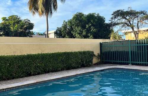 Vilomar Apartment | Seaside Duplex Retreat With a Pool and Steps from the Beach