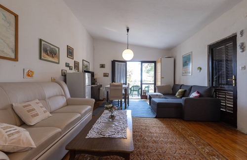 Ivan Dolac House | Seaside house for families with children Ivan Dolac, Hvar (K-140)