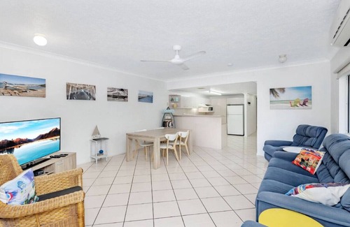 Arcadia House | Seaside Sanctuary Marine Pde