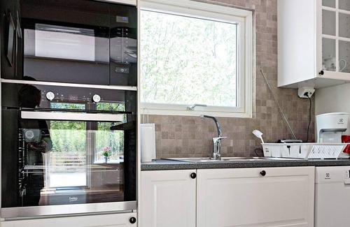 Loftahammar House | Seaside Serenity in Loftahammar-By Traum