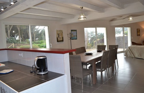 Noirmoutier-en-l'Ile House | Seaside vacation home, very functional, pets welcome