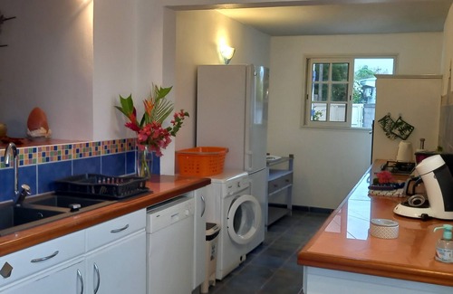 L'Autre-Bord Villa | SEASIDE VILLA