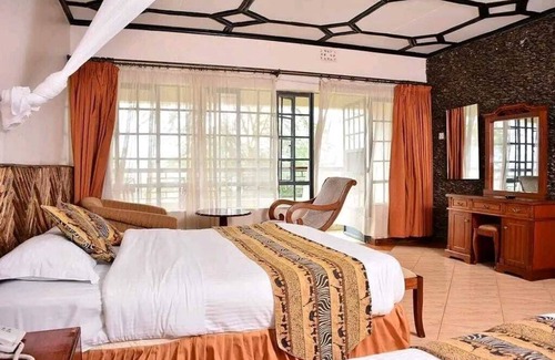 Nakuru Hotel | Seasons Elementaita Country Lodge