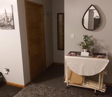 Liverpool Apartment | Seaton Brook Apartment