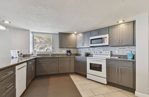Madeira Beach Condo | Seaview 305 is Open for Guest Rental "Beautiful Oceanfront Condo"