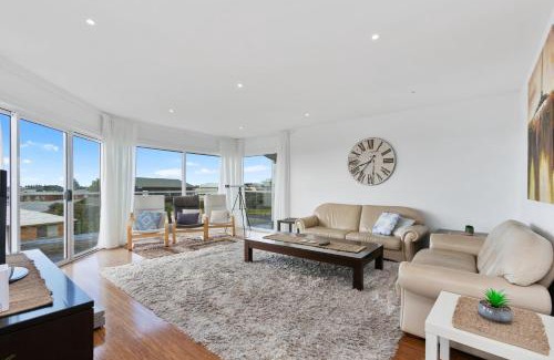 Apollo Bay House | Seaview Apollo Escape