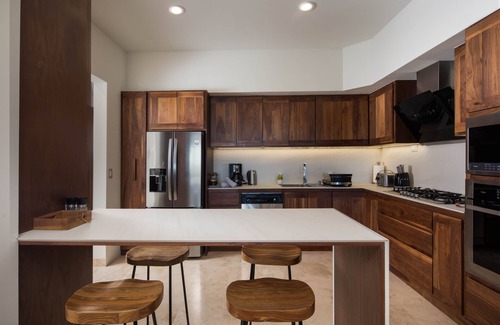 La Paz Apartment | Seaview Apt up to 8 ppl in the Most Luxury area of La Paz