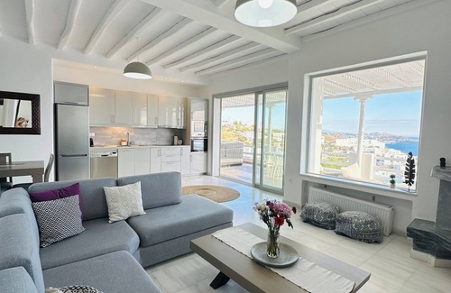 Agios Stefanos Apartment | Seaview & Jacuzzi