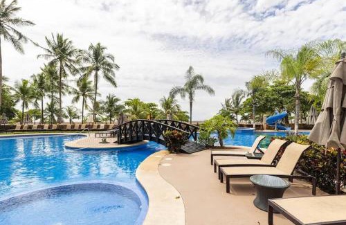 Jaco House | Seaview Oasis 1-BR Suite in Croc's casino resort