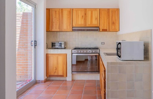 Esterito House | Seaview & Sunsets, Work friendly, Walk to Malecon