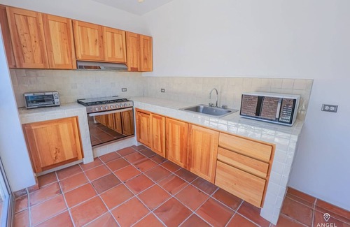 Esterito House | Seaview & Sunsets, Work friendly, Walk to Malecon