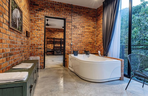 Ipoh Hotel | Sebayu Retreat Gopeng