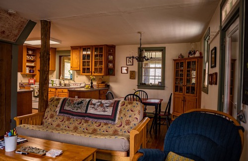 Glen Rock Cabin | Secluded 1840's Log cabin Between Gettysburg, Lancaster, And Baltimore