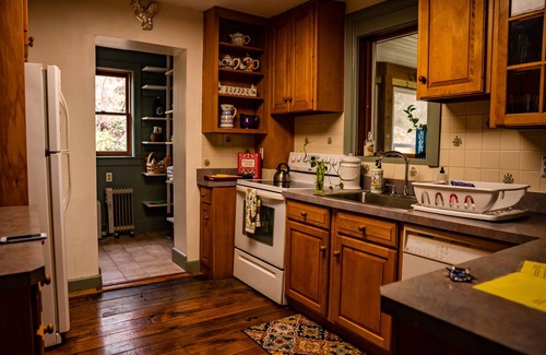 Glen Rock Cabin | Secluded 1840's Log cabin Between Gettysburg, Lancaster, And Baltimore