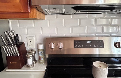 Durham House | Secluded 3-bedroom home near Durham, Duke and DPAC, recently renovated