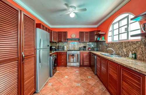 Salina Grande House | Secluded 4 BR w/Private Pool.