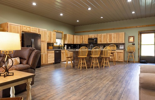 Factoryville House | Secluded and spacious Barndominium close to 2 Ski Resorts and many attractions!