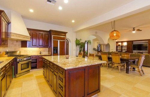 La Fortuna Villa | SECLUDED BEACHFRONT HOME - Close to Shipwreck's Surf Beach!