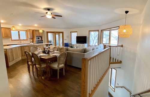 Fox Lake House | Secluded Beaver Dam Lake Home on 20+acre Peninsula