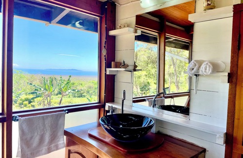 Puerto Ayora House | Secluded cabin, amazing views, middle of nature