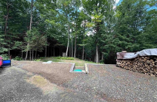 Stoddard House | Secluded Cabin close to lake