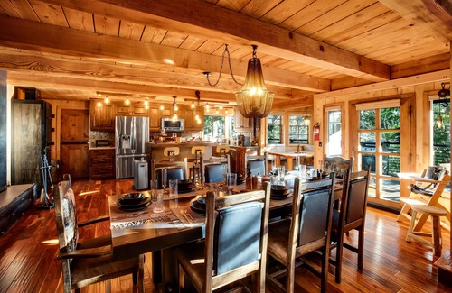 Blue Jay Ski Chalet | Secluded Chalet - Hot Tub, Firepits, Decks & Games