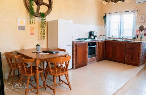 San Lawrenz Other | Secluded farmhouse located in an alley which leads to fields very quiet location