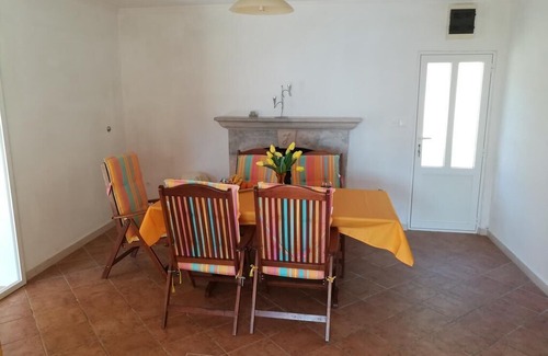 Zrnovo House | Secluded fisherman's cottage Cove Bratinja Luka, Korčula (K-12764)