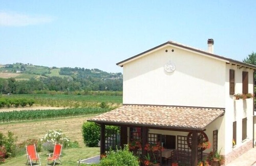 Montalto delle Marche House | Secluded house in a stunning, peaceful panorama complex on the vineyard, pool