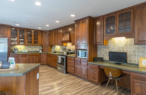 Monroe Bridge House | Secluded Home Near Mount Snow - 22 Acres, 4,500 sq. ft., Hot Tub, Pet-Friendly!