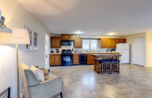 Canandaigua House | Secluded home with large deck, foosball table, & W/D - near skiing