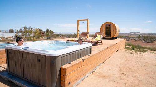 Yucca Valley House | Secluded-jt-spa-pool-firepit-sauna-game Room!