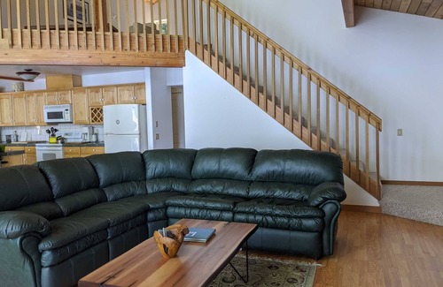 Roche Harbor House | Secluded & light-filled Pacific NW Waterfront home on SJI with views of Speiden Island